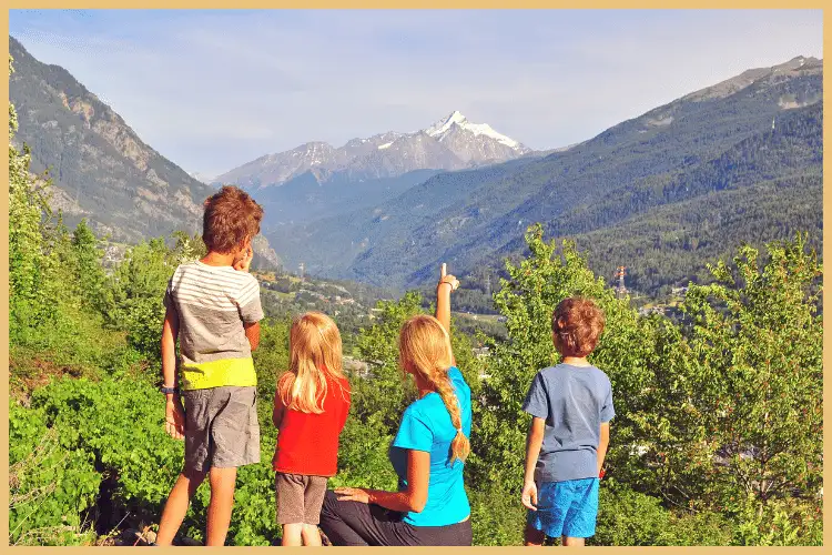 Tips para planificar tus vacaciones en familia en la montaña