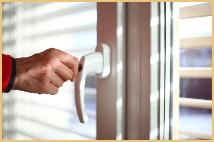 Tips  para proteger tu hogar - Asegura puertas y ventanas