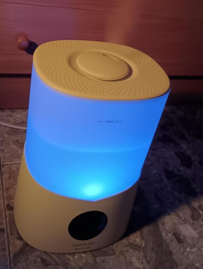 Humidificador para dormitorio: guia para elegir el mejor humidificador dormitorio cecotec detalle